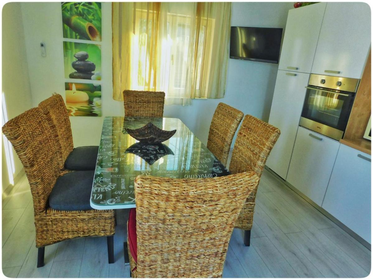 Littlevenice Appartme 50M From Sea Trogir Zewnętrze zdjęcie